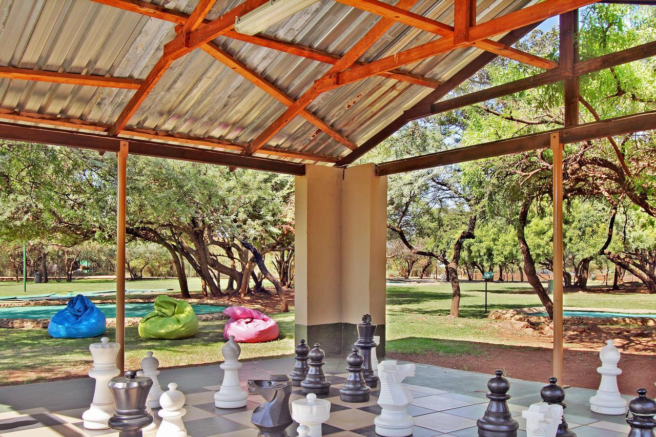 Monateng Safari 4*