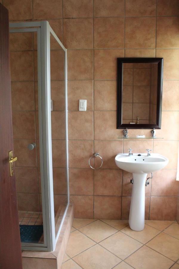 Monateng Safari Resort Wallmannstal